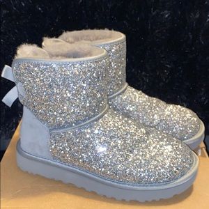 UGG Classic Mini Bow Cosmos